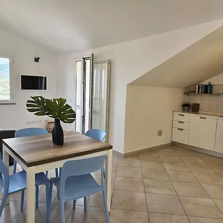 Apartment Con Parcheggio *