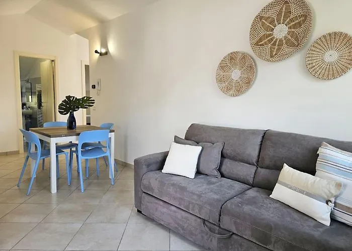 Con Parcheggio Διαμέρισμα