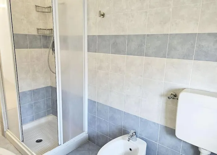 Con Parcheggio Διαμέρισμα