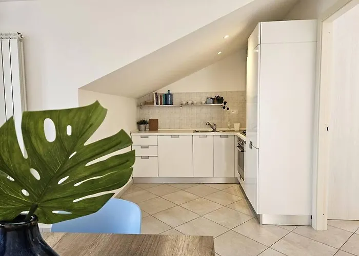 Con Parcheggio * בורג'ו ורצי